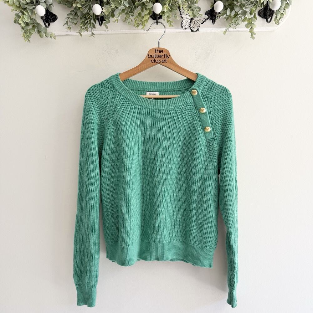 J. Crew Green Crewneck Sweater With Gold Button Detail Small preppy academia Q58